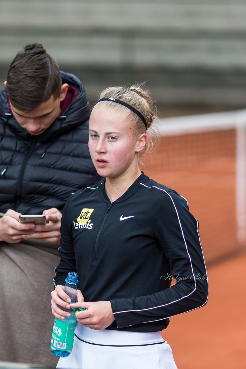 Ann-Sophie Funke 136 - NL Uhlenhorster HC - VfL Westercelle : Ergebnis: 1:8